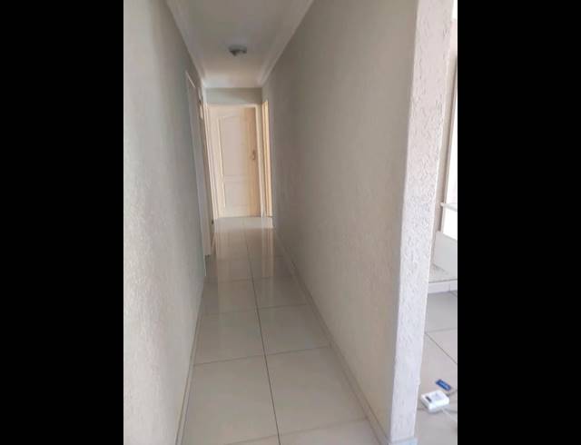 3 BEDROOM PROPERTY TO RENT IN PROTEA NORTH